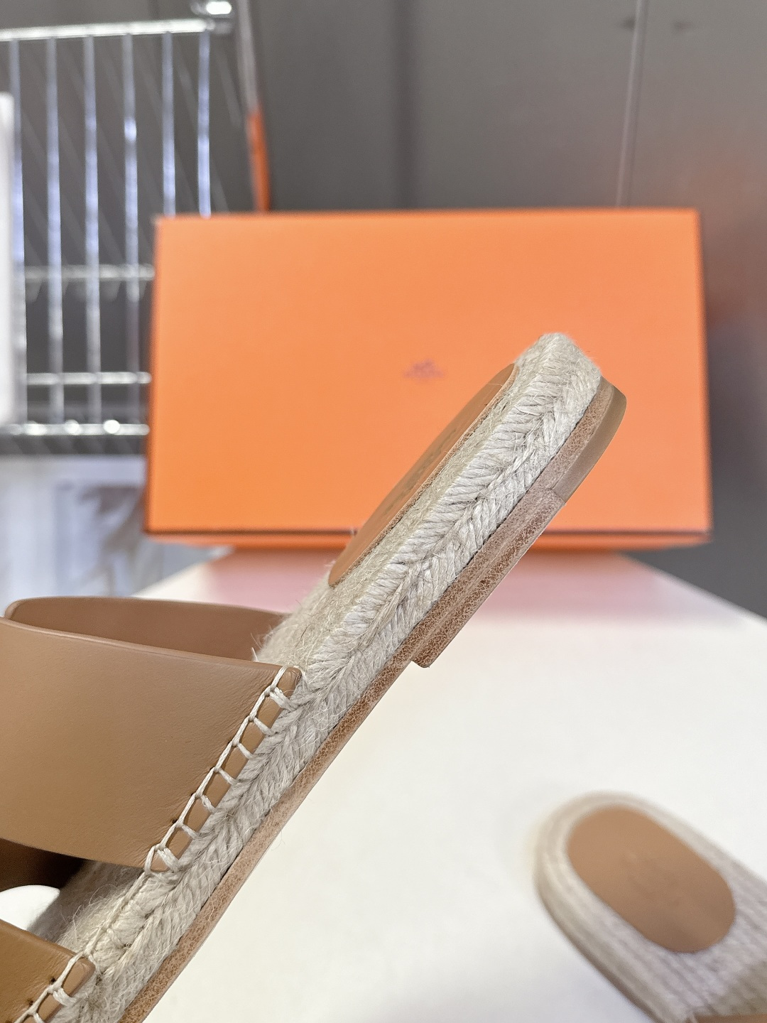 HERMES爱马仕春夏最新情侣款Antigua草编鞋 H拖鞋 超多明星网红种草 夏天必备 麂皮山羊皮草编