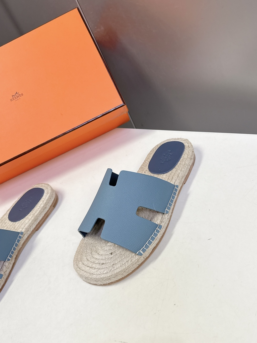 HERMES爱马仕春夏最新情侣款Antigua草编鞋 H拖鞋 超多明星网红种草 夏天必备 麂皮山羊皮草编
