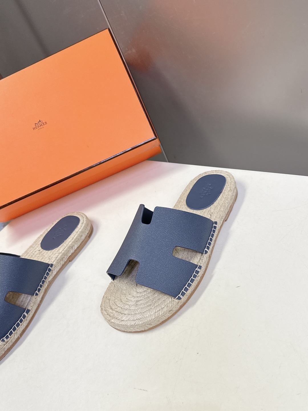 HERMES爱马仕春夏最新情侣款Antigua草编鞋 H拖鞋 超多明星网红种草 夏天必备 麂皮山羊皮草编