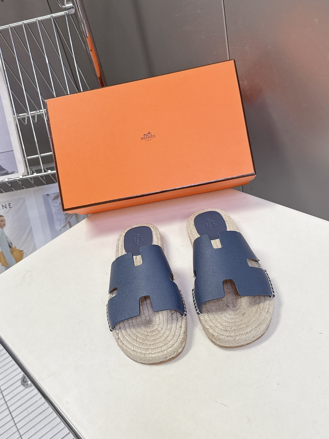HERMES爱马仕春夏最新情侣款Antigua草编鞋 H拖鞋 超多明星网红种草 夏天必备 麂皮山羊皮草编