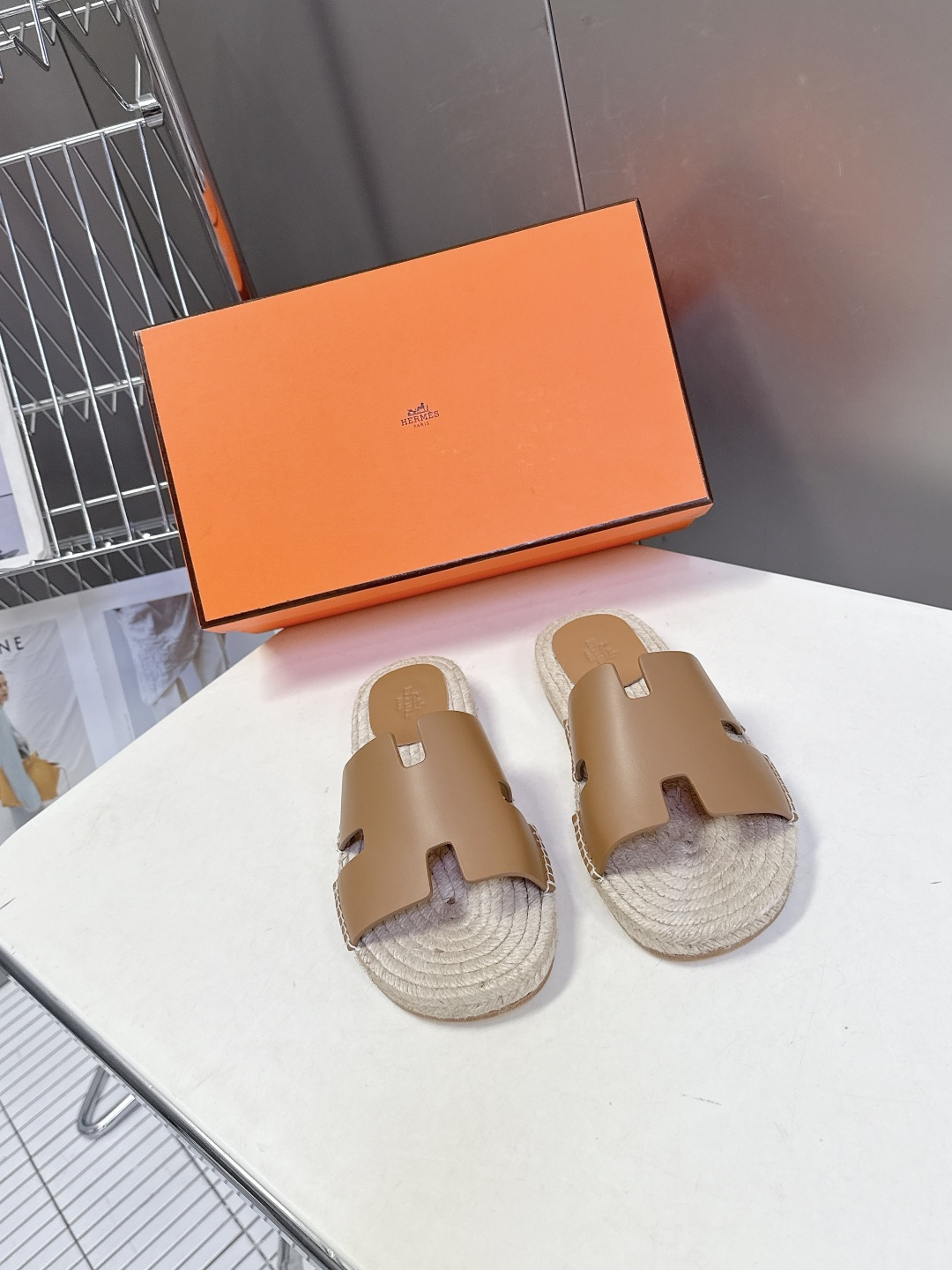 HERMES爱马仕春夏最新情侣款Antigua草编鞋 H拖鞋 超多明星网红种草 夏天必备 麂皮山羊皮草编