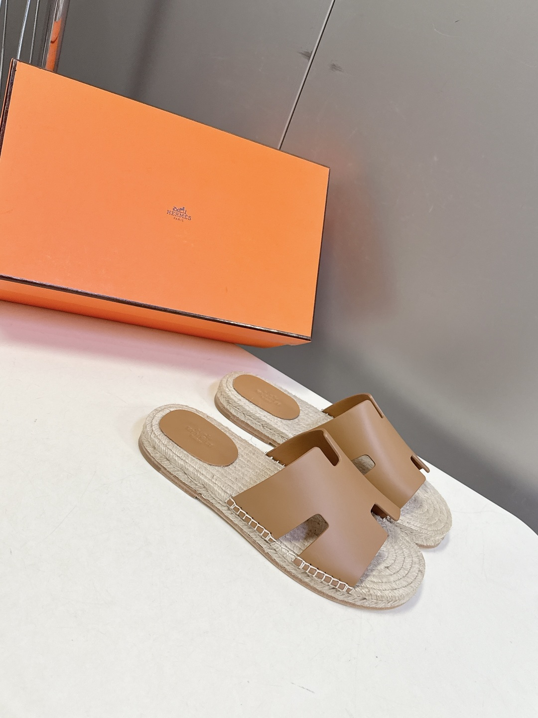 HERMES爱马仕春夏最新情侣款Antigua草编鞋 H拖鞋 超多明星网红种草 夏天必备 麂皮山羊皮草编