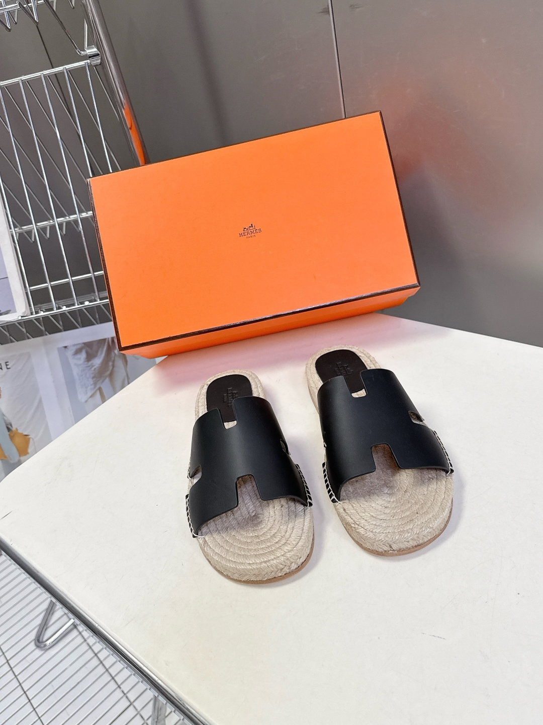 HERMES爱马仕春夏最新情侣款Antigua草编鞋 H拖鞋 超多明星网红种草 夏天必备 麂皮山羊皮草编