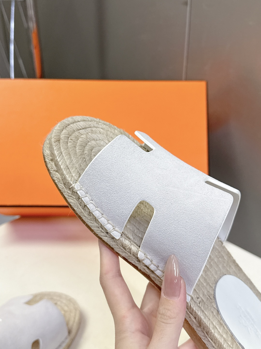 HERMES爱马仕春夏最新情侣款Antigua草编鞋 H拖鞋 超多明星网红种草 夏天必备 麂皮山羊皮草编