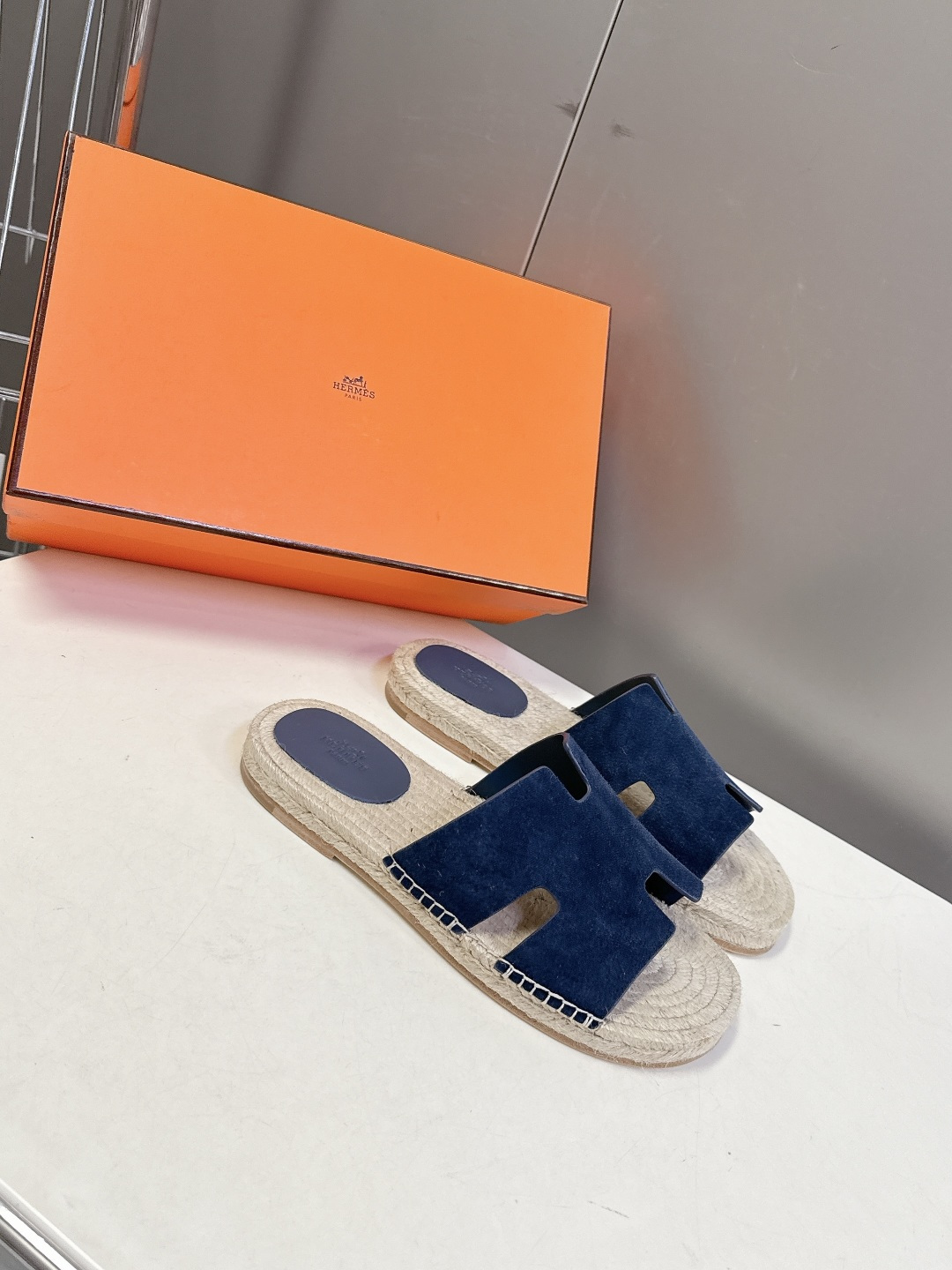 HERMES爱马仕春夏最新情侣款Antigua草编鞋 H拖鞋 超多明星网红种草 夏天必备 麂皮山羊皮草编