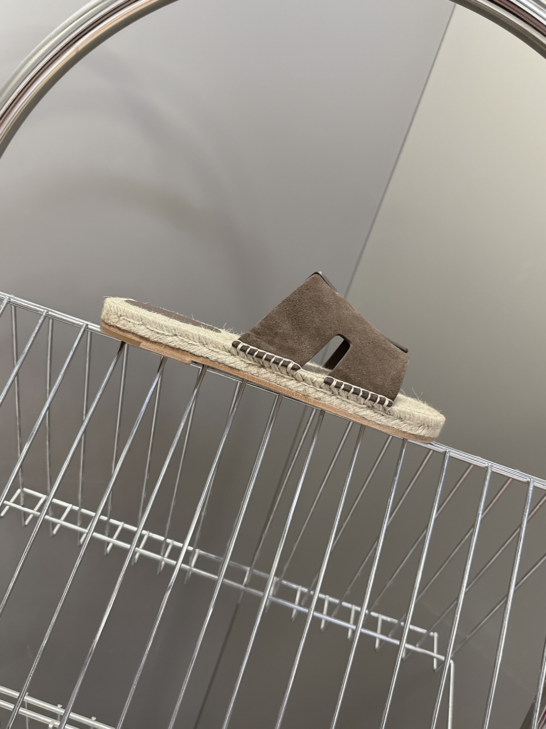 HERMES爱马仕春夏最新情侣款Antigua草编鞋 H拖鞋 超多明星网红种草 夏天必备 麂皮山羊皮草编