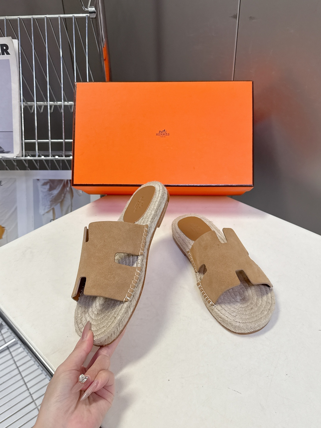 HERMES爱马仕春夏最新情侣款Antigua草编鞋 H拖鞋 超多明星网红种草 夏天必备 麂皮山羊皮草编
