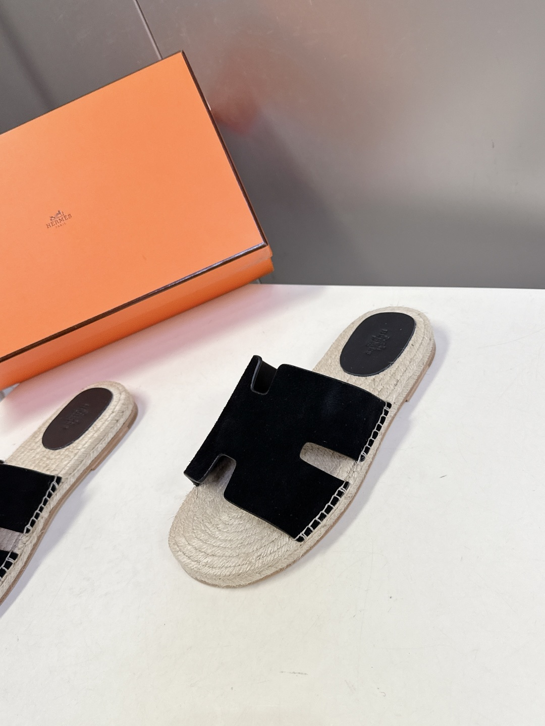 HERMES爱马仕春夏最新情侣款Antigua草编鞋 H拖鞋 超多明星网红种草 夏天必备 麂皮山羊皮草编