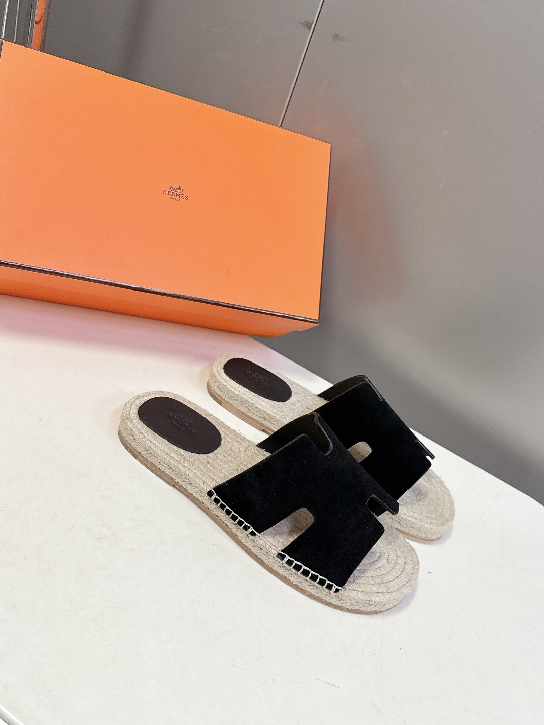 HERMES爱马仕春夏最新情侣款Antigua草编鞋 H拖鞋 超多明星网红种草 夏天必备 麂皮山羊皮草编