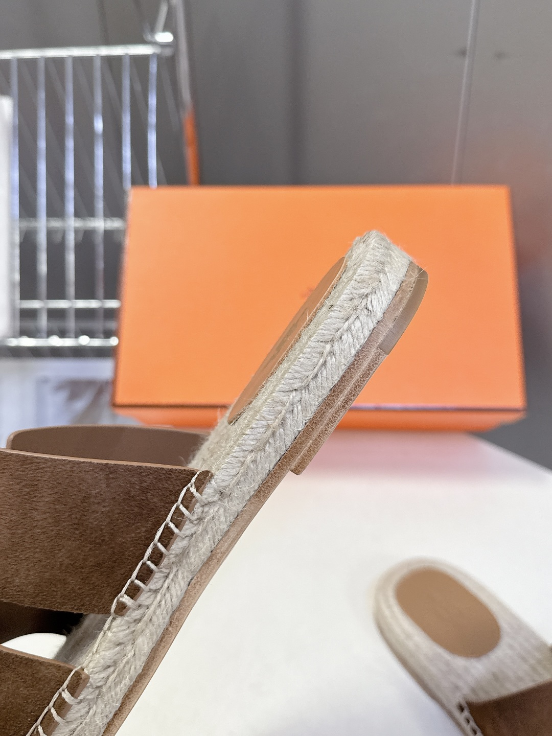 HERMES爱马仕春夏最新情侣款Antigua草编鞋 H拖鞋 超多明星网红种草 夏天必备 麂皮山羊皮草编