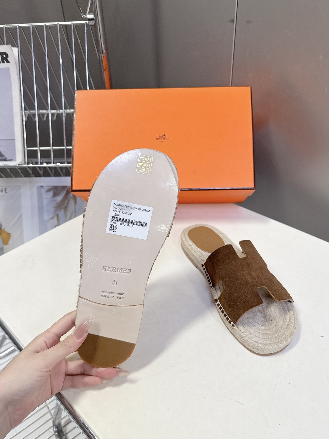 HERMES爱马仕春夏最新情侣款Antigua草编鞋 H拖鞋 超多明星网红种草 夏天必备 麂皮山羊皮草编