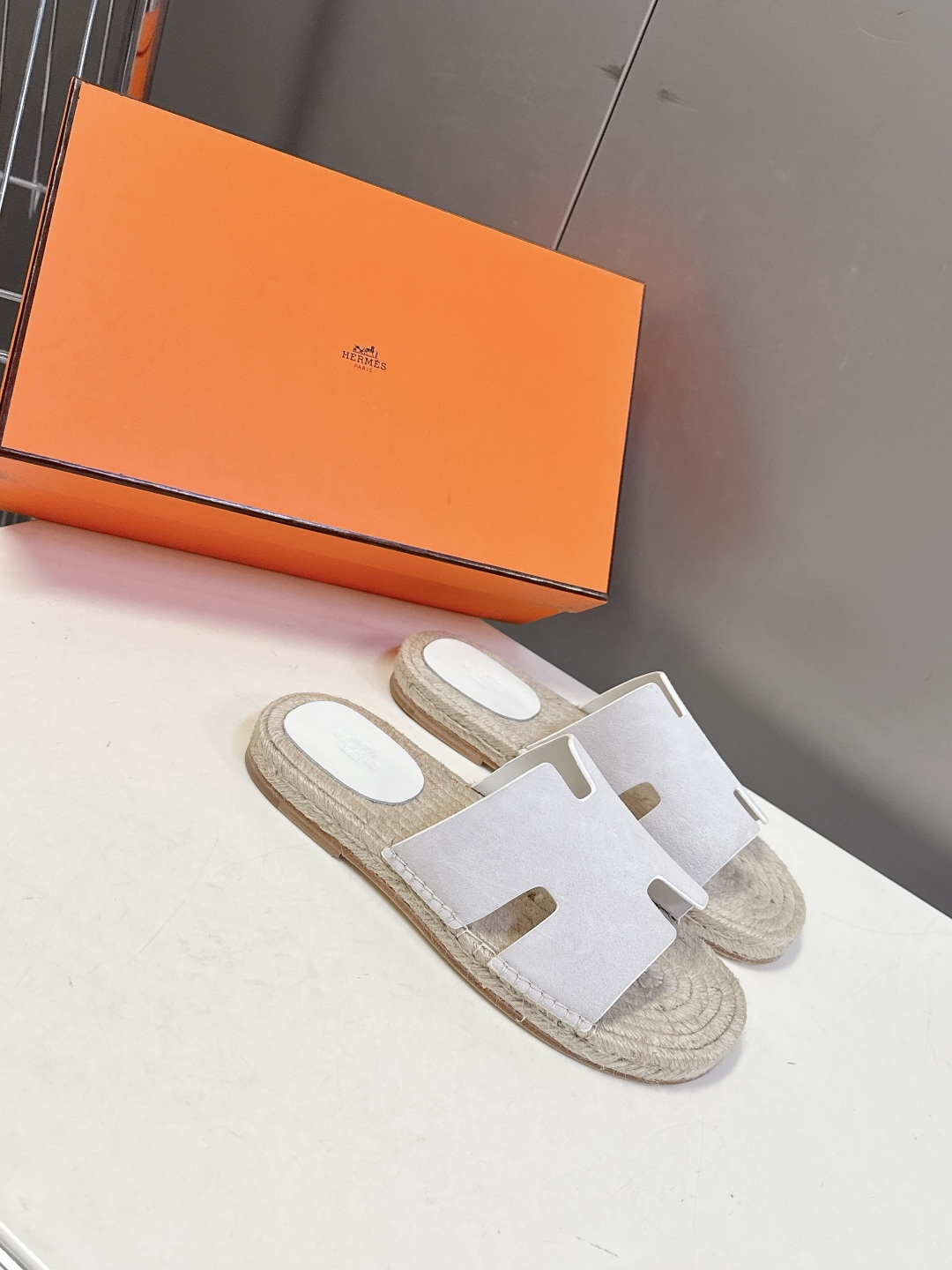 HERMES爱马仕春夏最新情侣款Antigua草编鞋 H拖鞋 超多明星网红种草 夏天必备 麂皮山羊皮草编