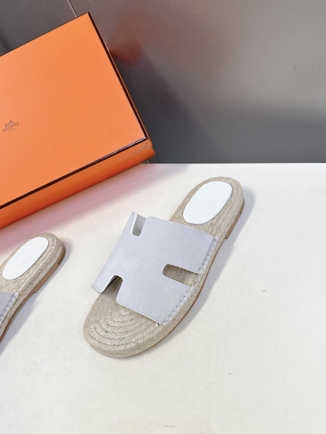 HERMES爱马仕春夏最新情侣款Antigua草编鞋 H拖鞋 超多明星网红种草 夏天必备 麂皮山羊皮草编
