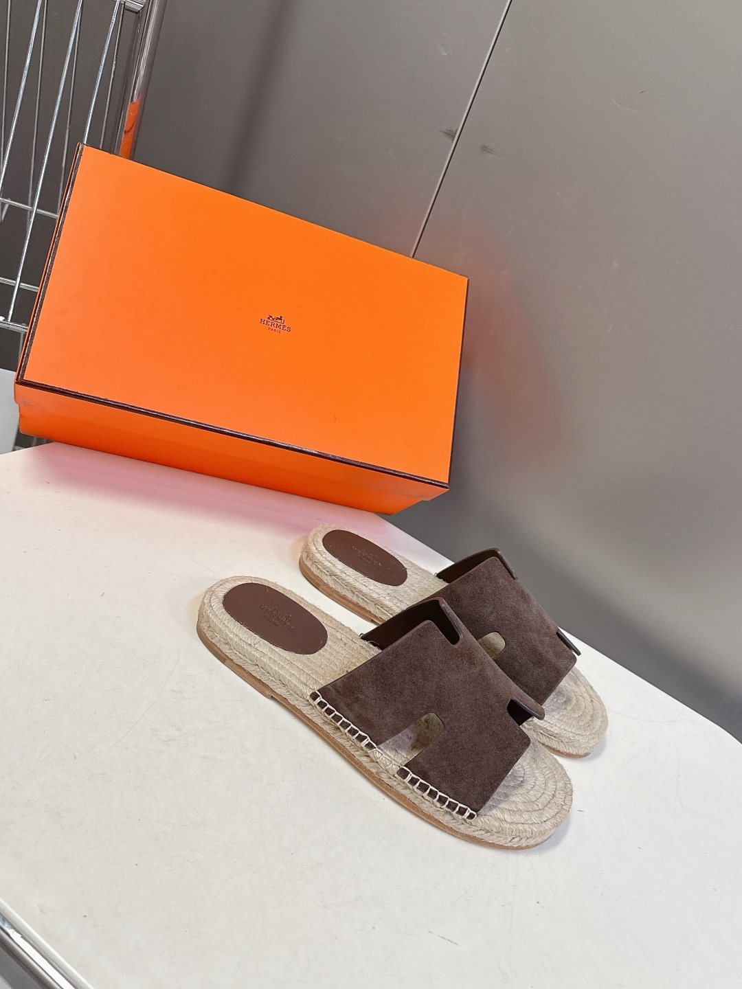 HERMES爱马仕春夏最新情侣款Antigua草编鞋 H拖鞋 超多明星网红种草 夏天必备 麂皮山羊皮草编