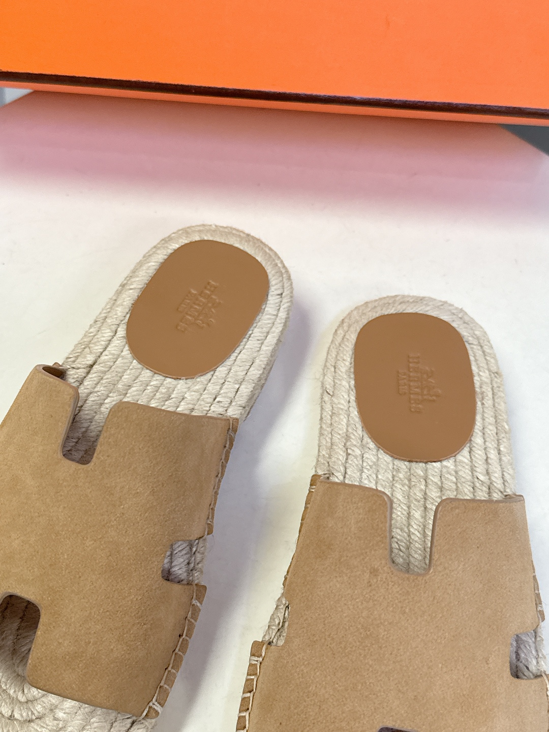 HERMES爱马仕春夏最新情侣款Antigua草编鞋 H拖鞋 超多明星网红种草 夏天必备 麂皮山羊皮草编