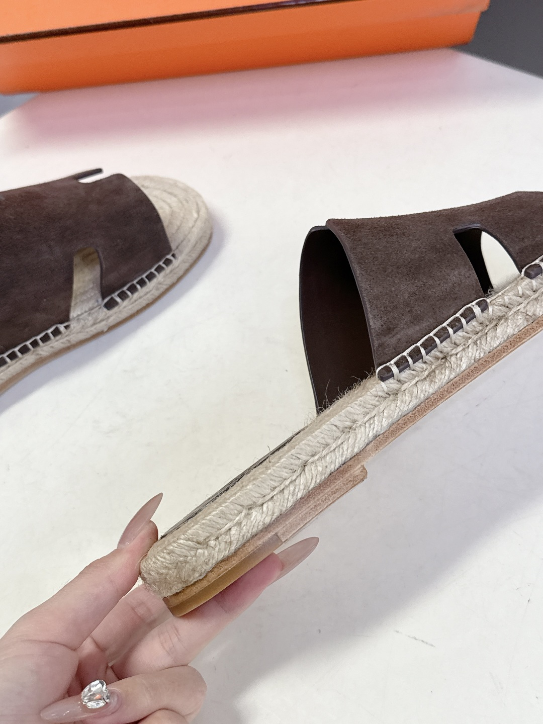 HERMES爱马仕春夏最新情侣款Antigua草编鞋 H拖鞋 超多明星网红种草 夏天必备 麂皮山羊皮草编