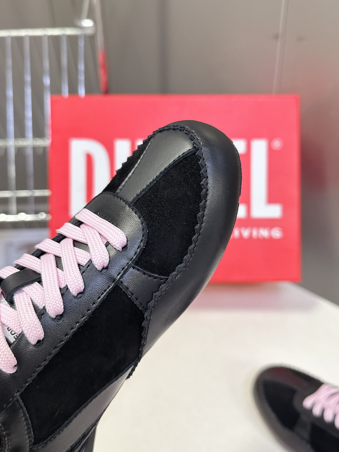 Diesel迪赛2026春夏最新款休闲鞋 德训鞋 超多明星网红种草 原版购入开发 完美复刻 今年特别火的