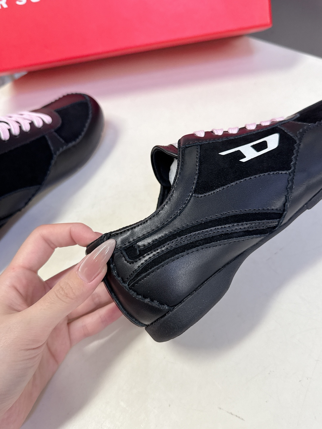 Diesel迪赛2026春夏最新款休闲鞋 德训鞋 超多明星网红种草 原版购入开发 完美复刻 今年特别火的