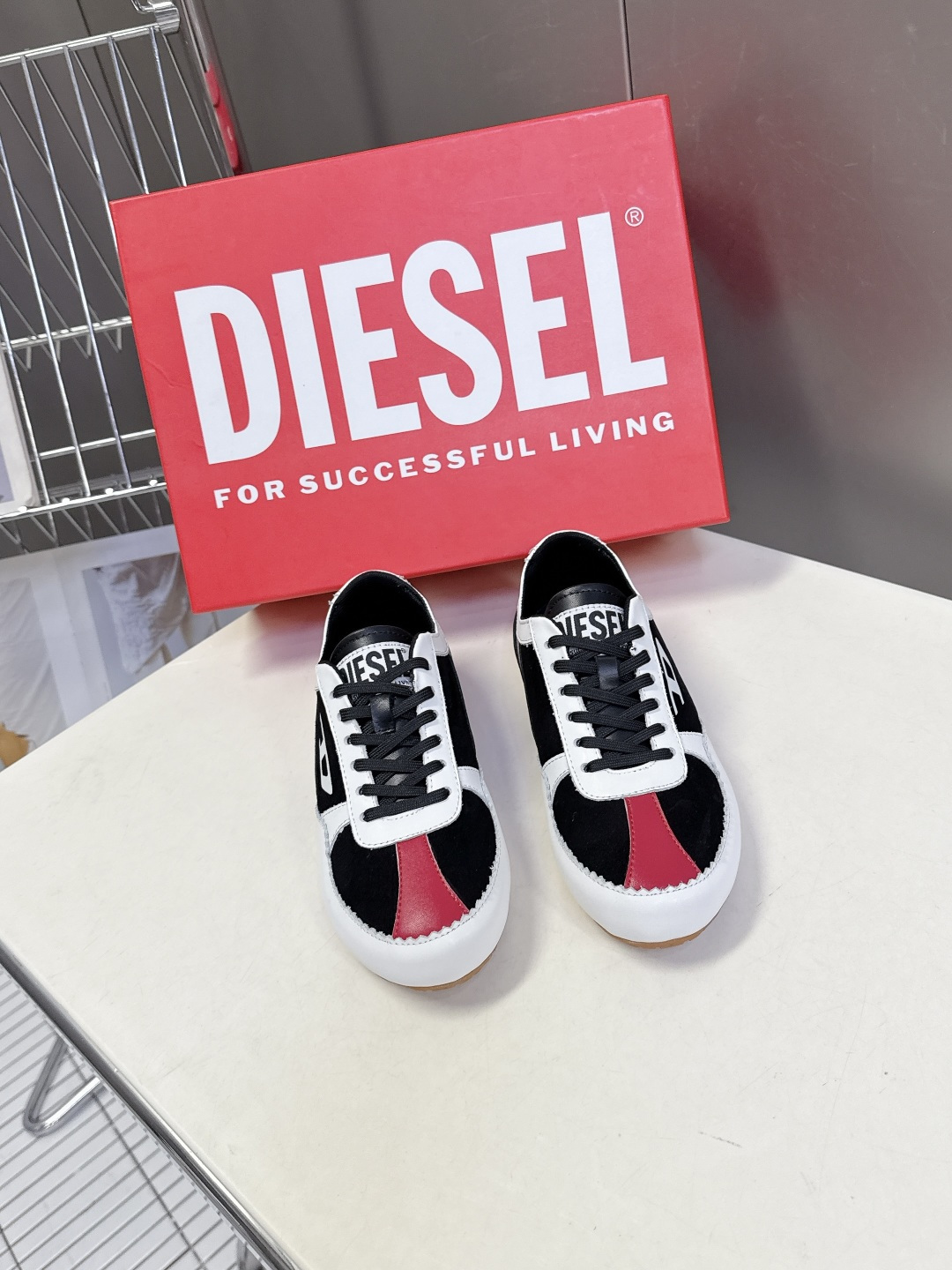 Diesel迪赛2026春夏最新款休闲鞋 德训鞋 超多明星网红种草 原版购入开发 完美复刻 今年特别火的