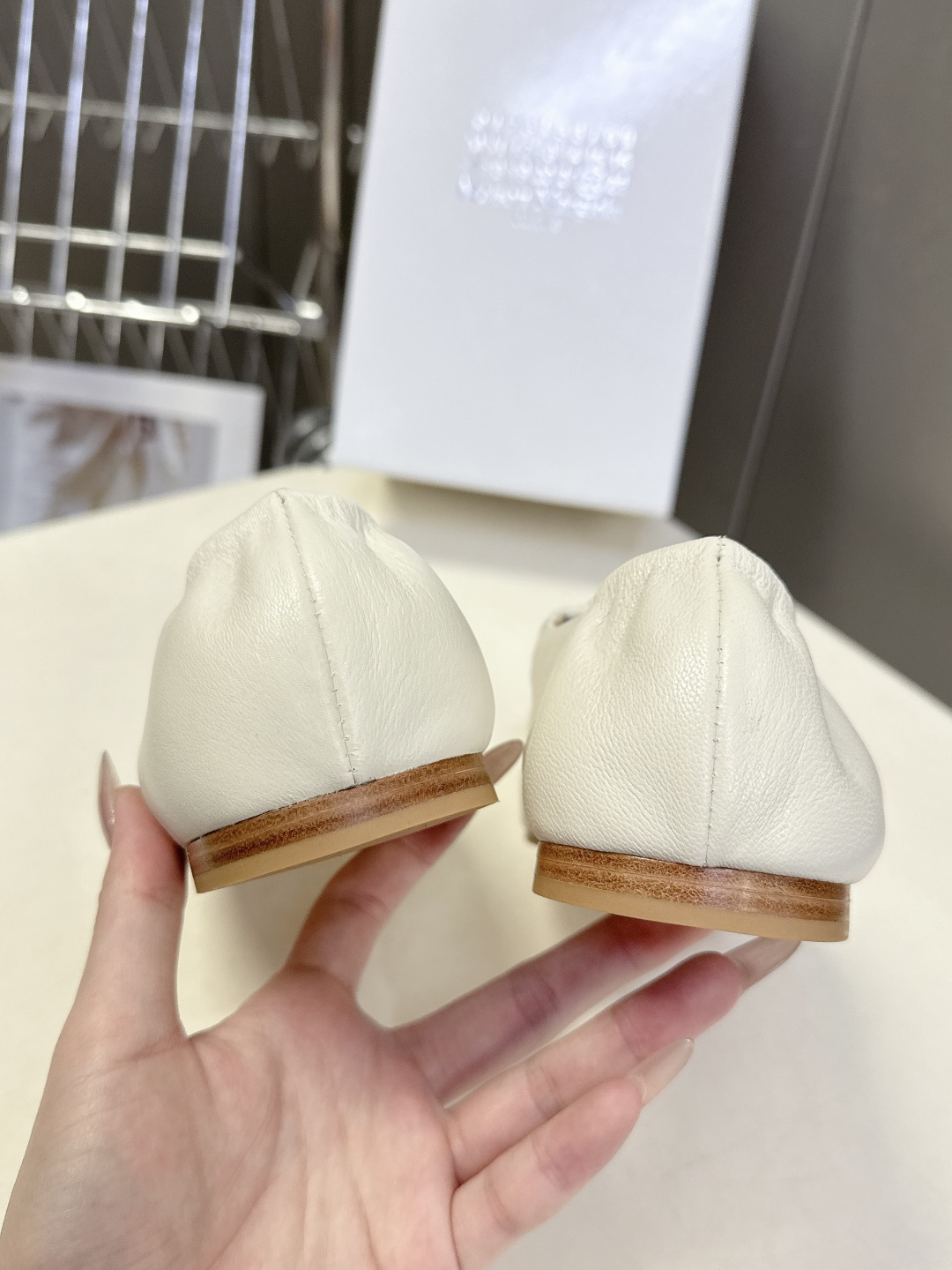 Maison Margiela·MM6马吉拉玛丽珍分趾鞋 芭蕾舞鞋 超多明星网红种草 MM6作为这两年最