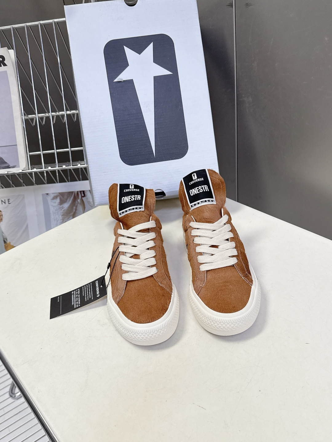 Rick Owensx Converse匡威联名款 自从14年RickOwens曾在DRKSHDW春夏系