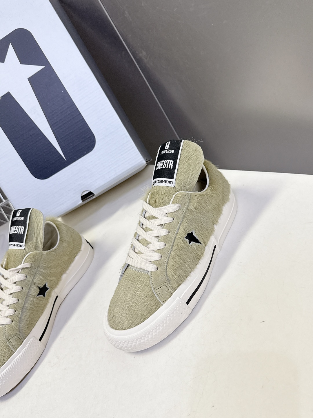 Rick Owensx Converse匡威联名款 自从14年RickOwens曾在DRKSHDW春夏系