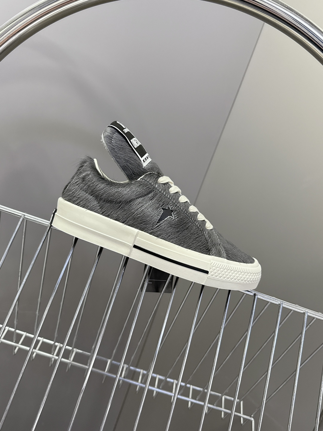 Rick Owensx Converse匡威联名款 自从14年RickOwens曾在DRKSHDW春夏系