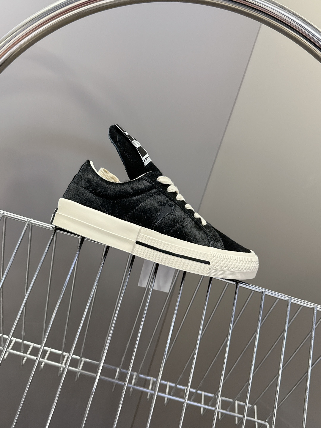 Rick Owensx Converse匡威联名款 自从14年RickOwens曾在DRKSHDW春夏系