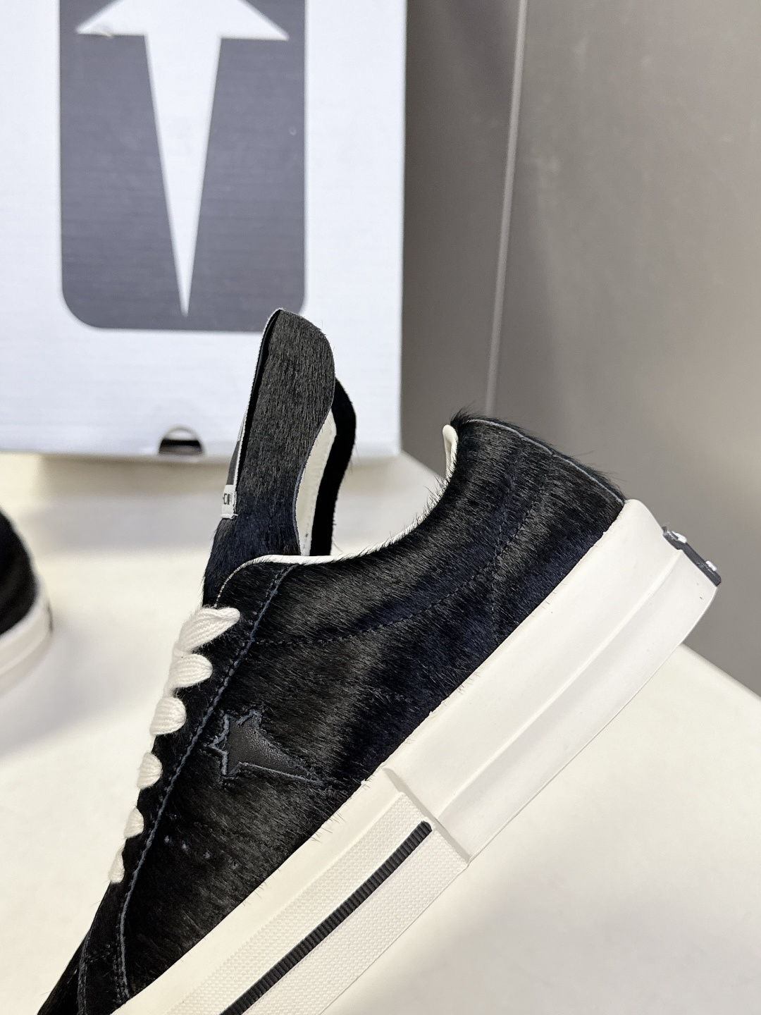 Rick Owensx Converse匡威联名款 自从14年RickOwens曾在DRKSHDW春夏系