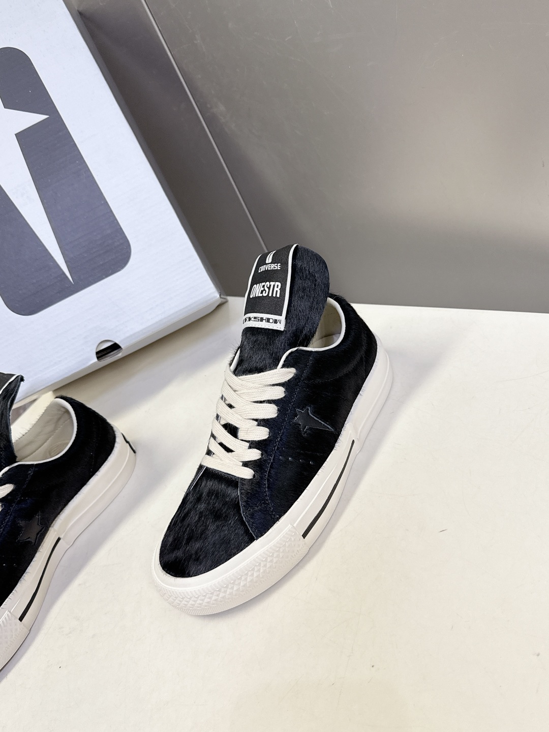 Rick Owensx Converse匡威联名款 自从14年RickOwens曾在DRKSHDW春夏系