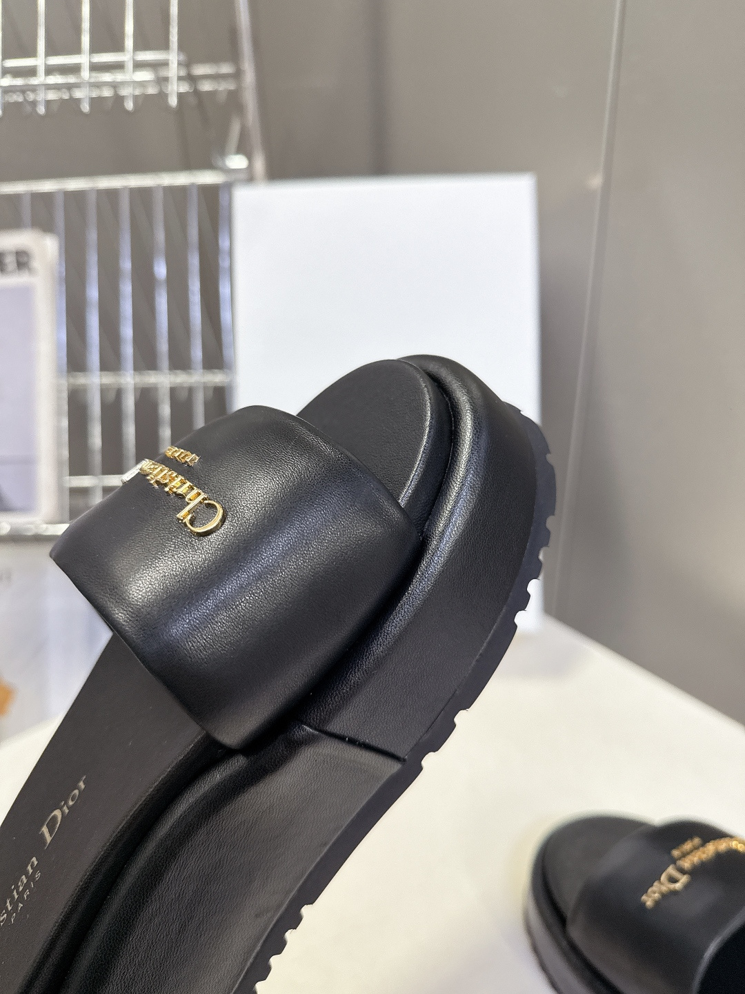 Dior迪奥2026春夏最新款厚底拖鞋 凉鞋 超多明星网红种草 进出专柜无压力 拒绝一眼假low货 夏天