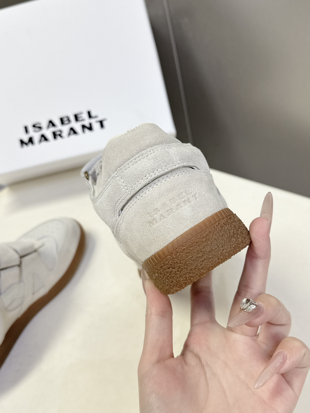 ISABEL MARANT 伊莎贝尔春夏最新款休闲鞋 德训鞋 超多明星网红博主热推款 一双简单又不失高级