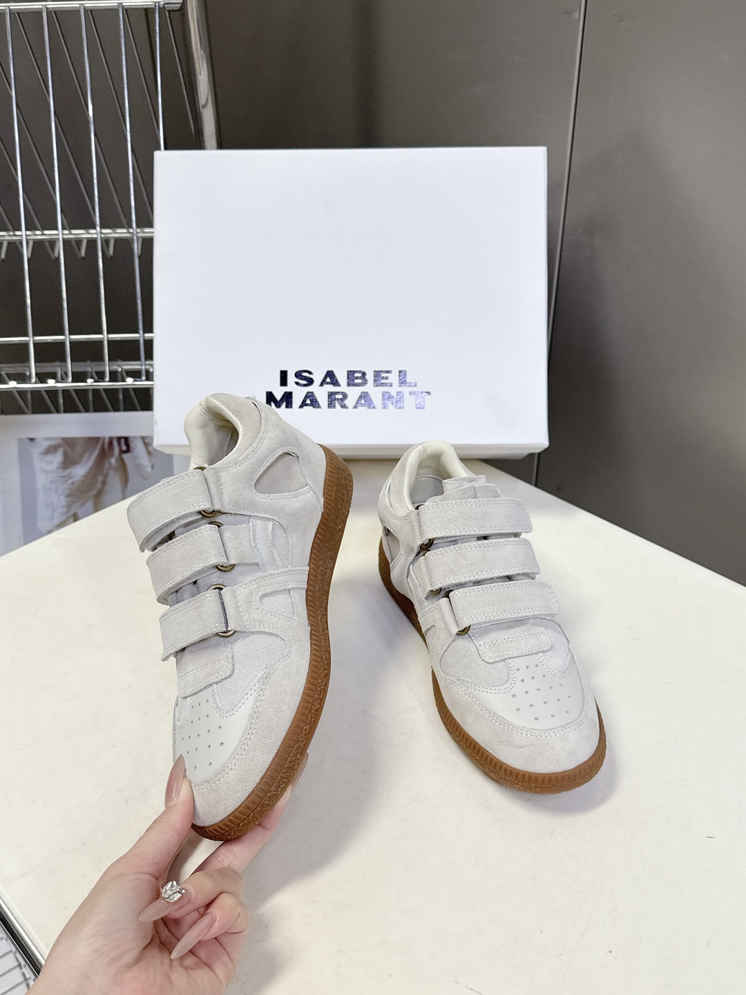 ISABEL MARANT 伊莎贝尔春夏最新款休闲鞋 德训鞋 超多明星网红博主热推款 一双简单又不失高级