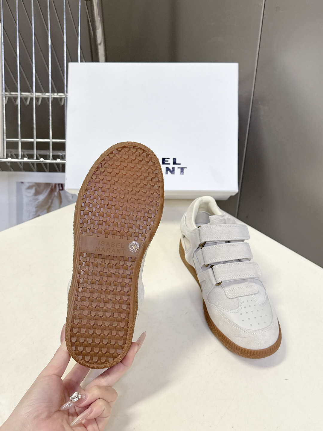 ISABEL MARANT 伊莎贝尔春夏最新款休闲鞋 德训鞋 超多明星网红博主热推款 一双简单又不失高级