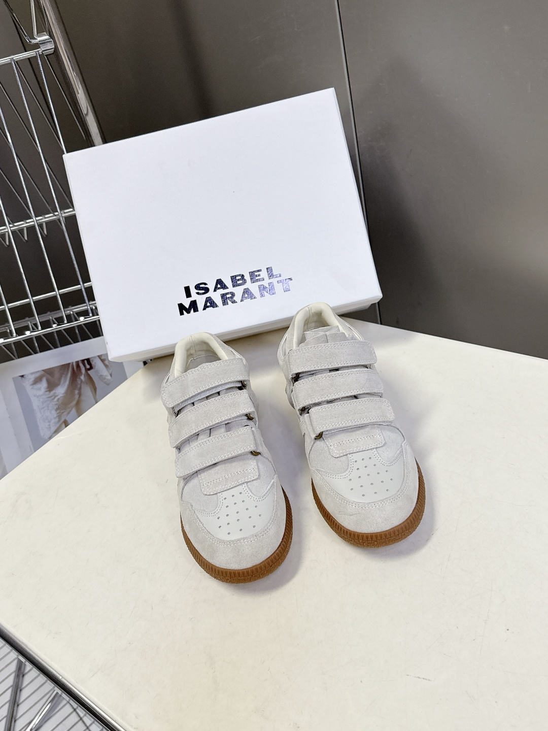 ISABEL MARANT 伊莎贝尔春夏最新款休闲鞋 德训鞋 超多明星网红博主热推款 一双简单又不失高级