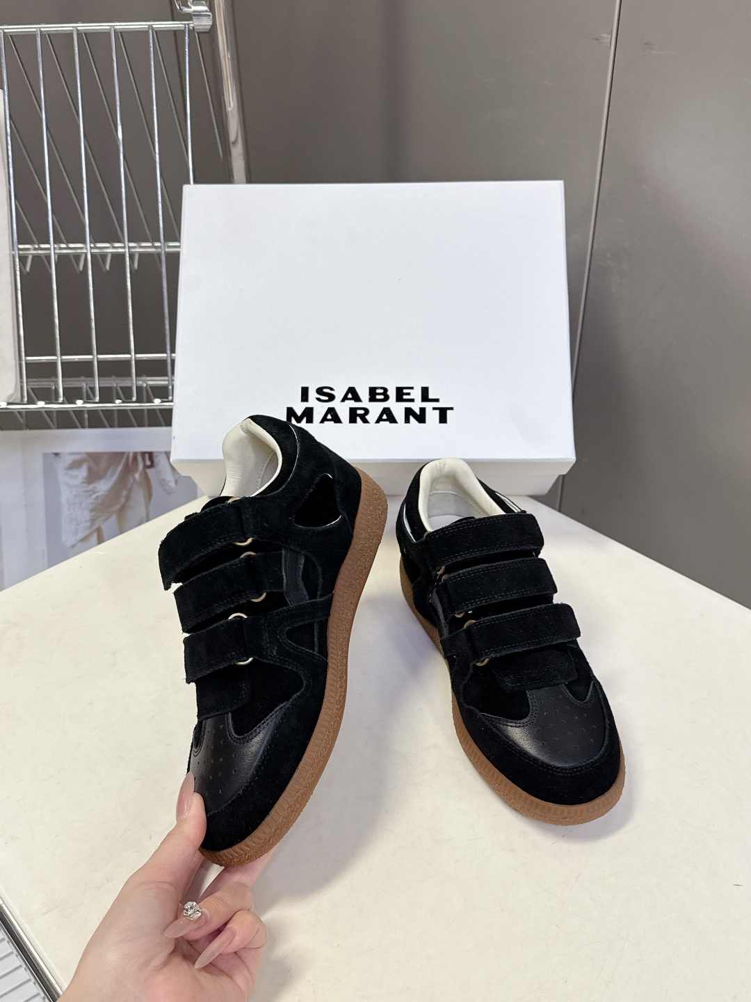 ISABEL MARANT 伊莎贝尔春夏最新款休闲鞋 德训鞋 超多明星网红博主热推款 一双简单又不失高级