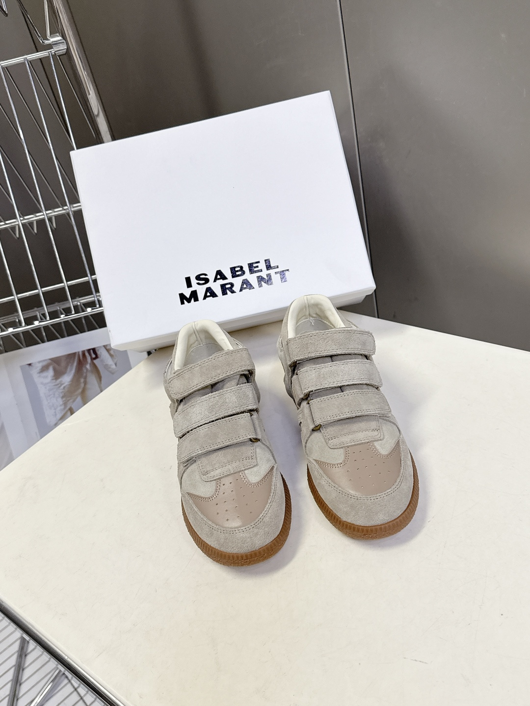ISABEL MARANT 伊莎贝尔春夏最新款休闲鞋 德训鞋 超多明星网红博主热推款 一双简单又不失高级