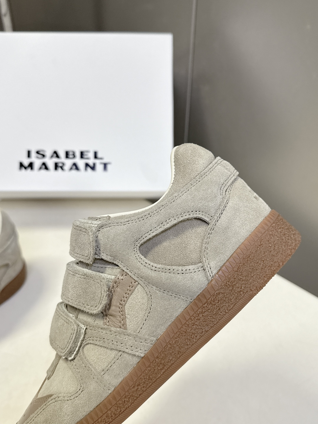 ISABEL MARANT 伊莎贝尔春夏最新款休闲鞋 德训鞋 超多明星网红博主热推款 一双简单又不失高级