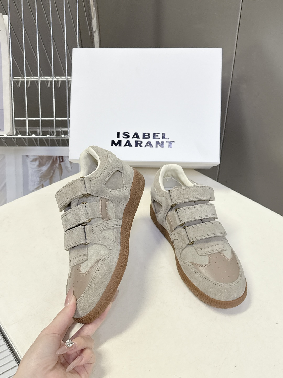 ISABEL MARANT 伊莎贝尔春夏最新款休闲鞋 德训鞋 超多明星网红博主热推款 一双简单又不失高级