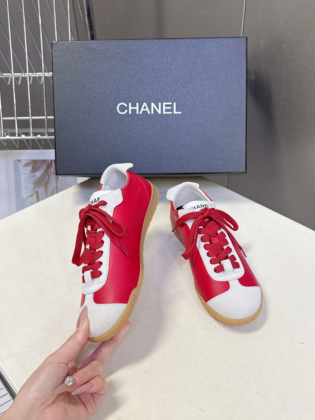 CHANEL香奈儿26P最新春夏款休闲鞋 德训鞋 超多明星时尚博主种草 专柜断货王 一鞋难求 这季新款简