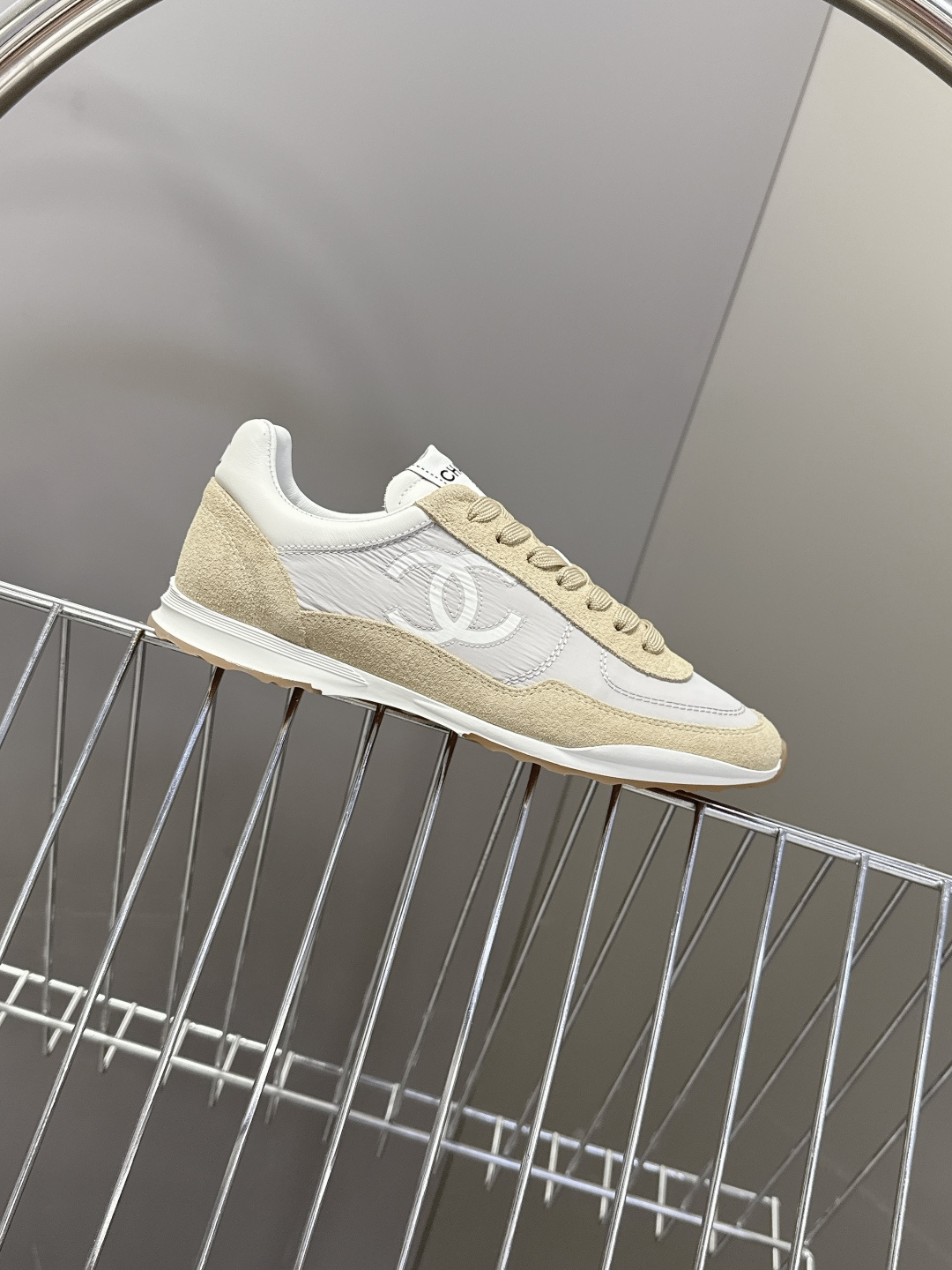 CHANEL香奈儿26P最新春夏款休闲鞋 运动鞋 超多明星时尚博主种草 专柜断货王 一鞋难求 这季新款简