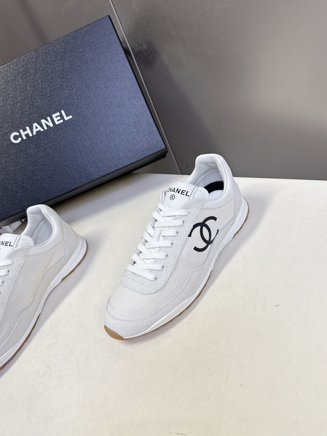 CHANEL香奈儿26P最新春夏款休闲鞋 运动鞋 超多明星时尚博主种草 专柜断货王 一鞋难求 这季新款简