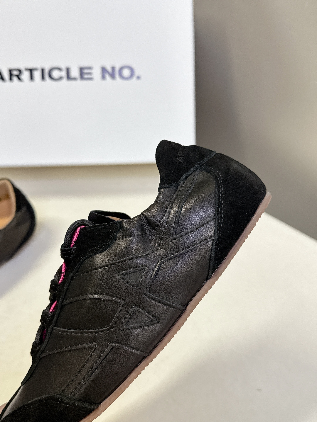 ARTICLE NO.2026春夏最新款休闲鞋 德训鞋 超多明星网红种草 给经典换种更轻盈的氛围 舒适薄