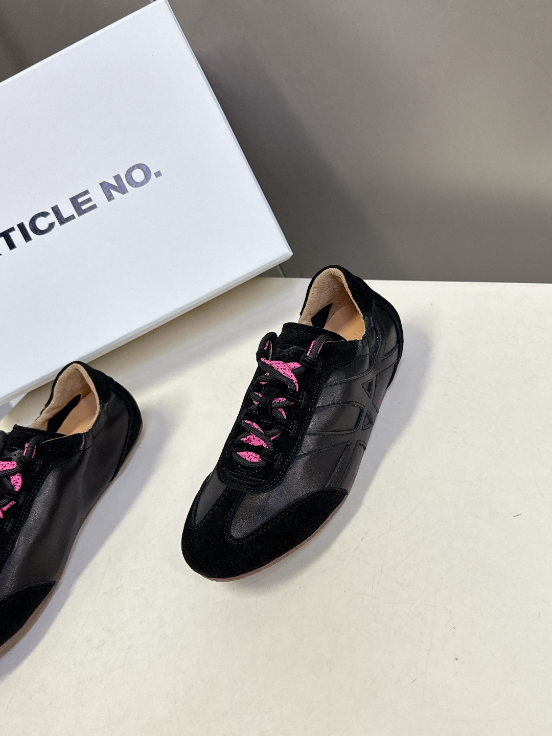 ARTICLE NO.2026春夏最新款休闲鞋 德训鞋 超多明星网红种草 给经典换种更轻盈的氛围 舒适薄