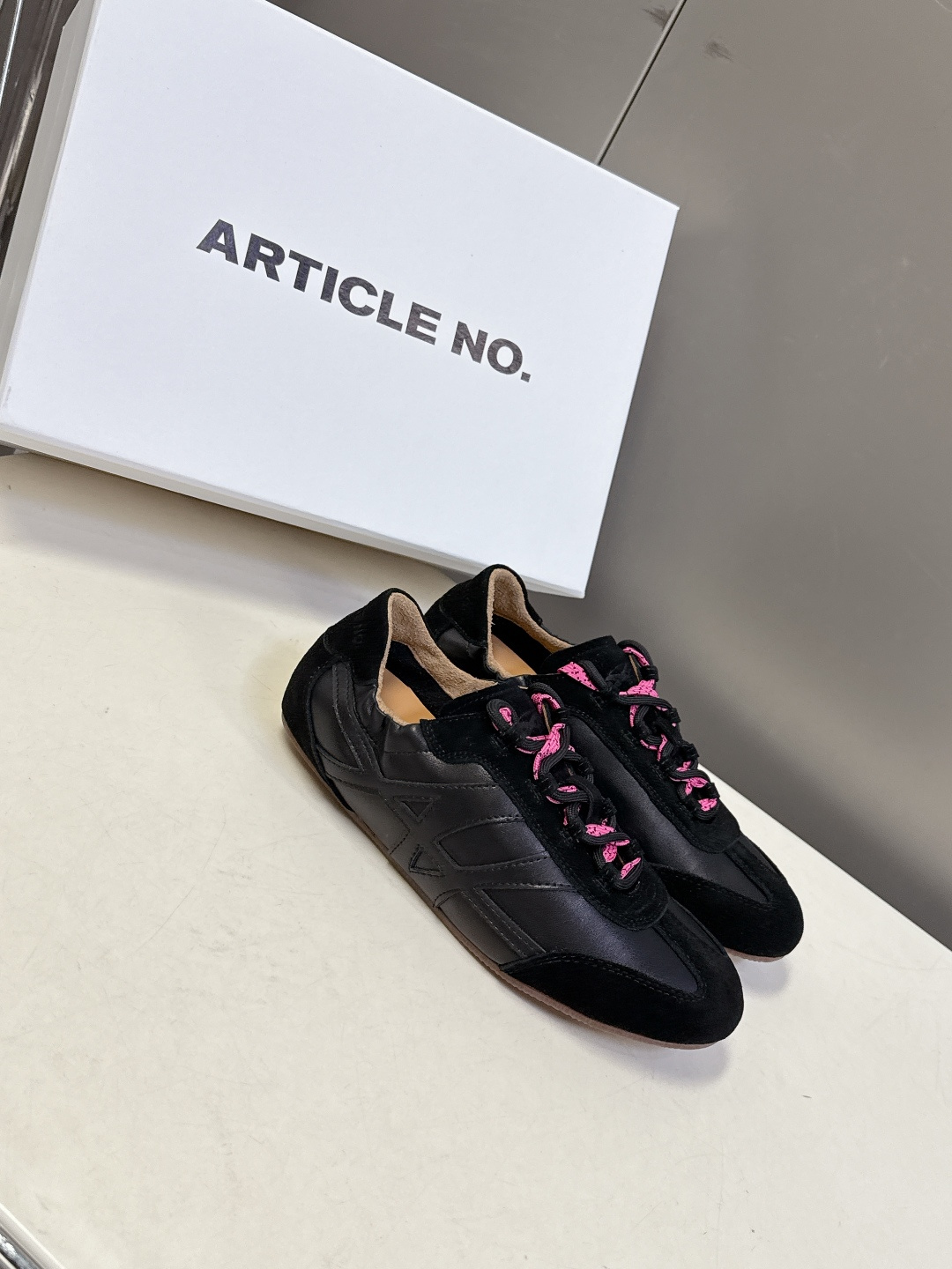 ARTICLE NO.2026春夏最新款休闲鞋 德训鞋 超多明星网红种草 给经典换种更轻盈的氛围 舒适薄