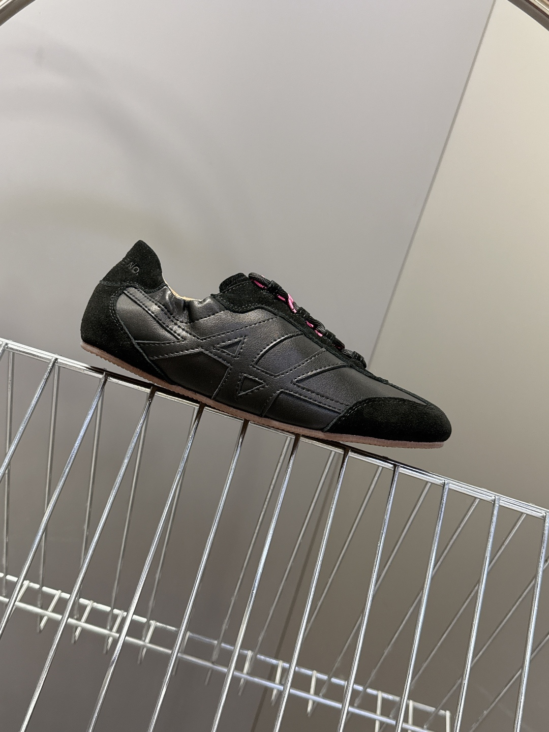 ARTICLE NO.2026春夏最新款休闲鞋 德训鞋 超多明星网红种草 给经典换种更轻盈的氛围 舒适薄