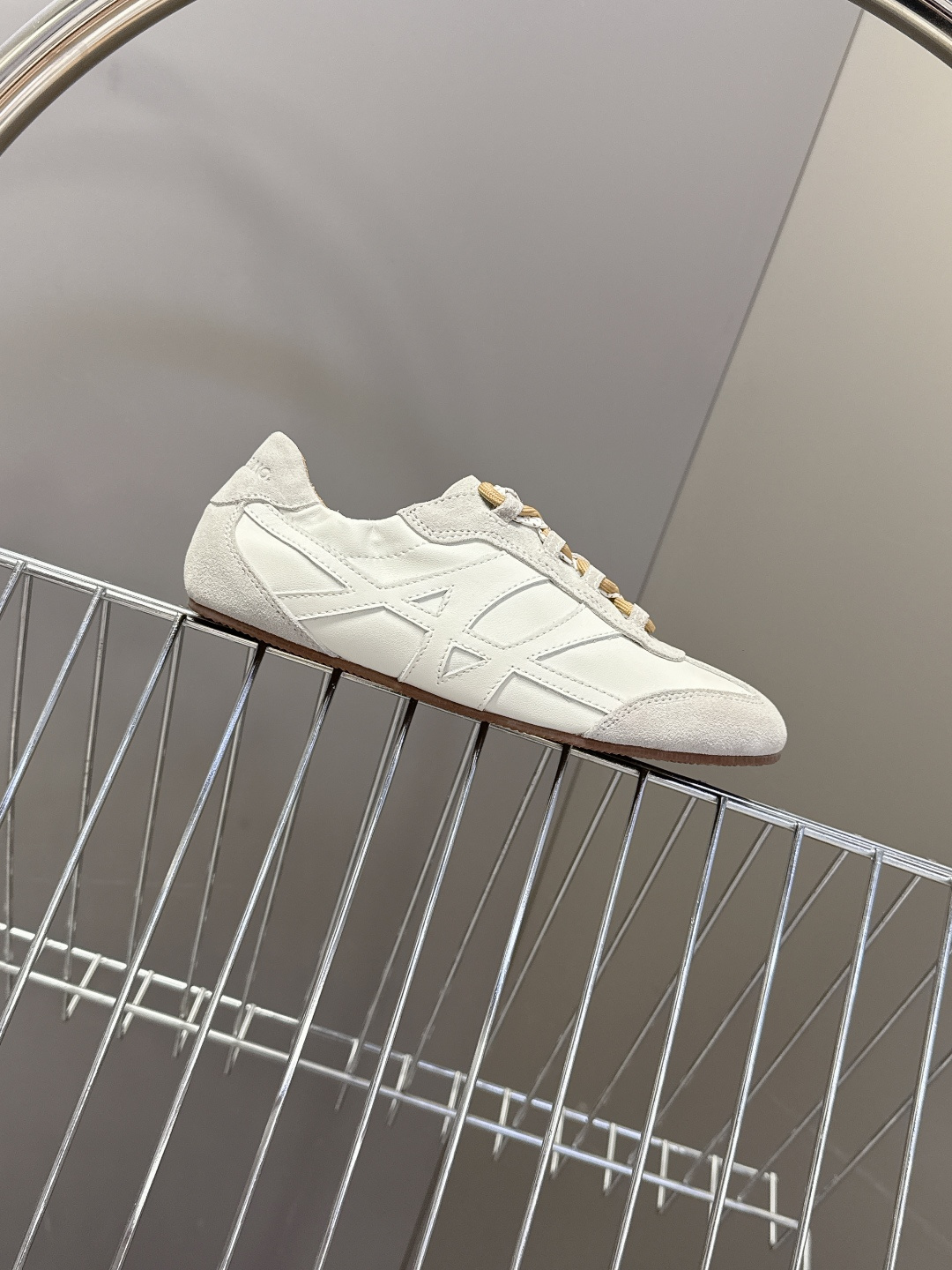 ARTICLE NO.2026春夏最新款休闲鞋 德训鞋 超多明星网红种草 给经典换种更轻盈的氛围 舒适薄