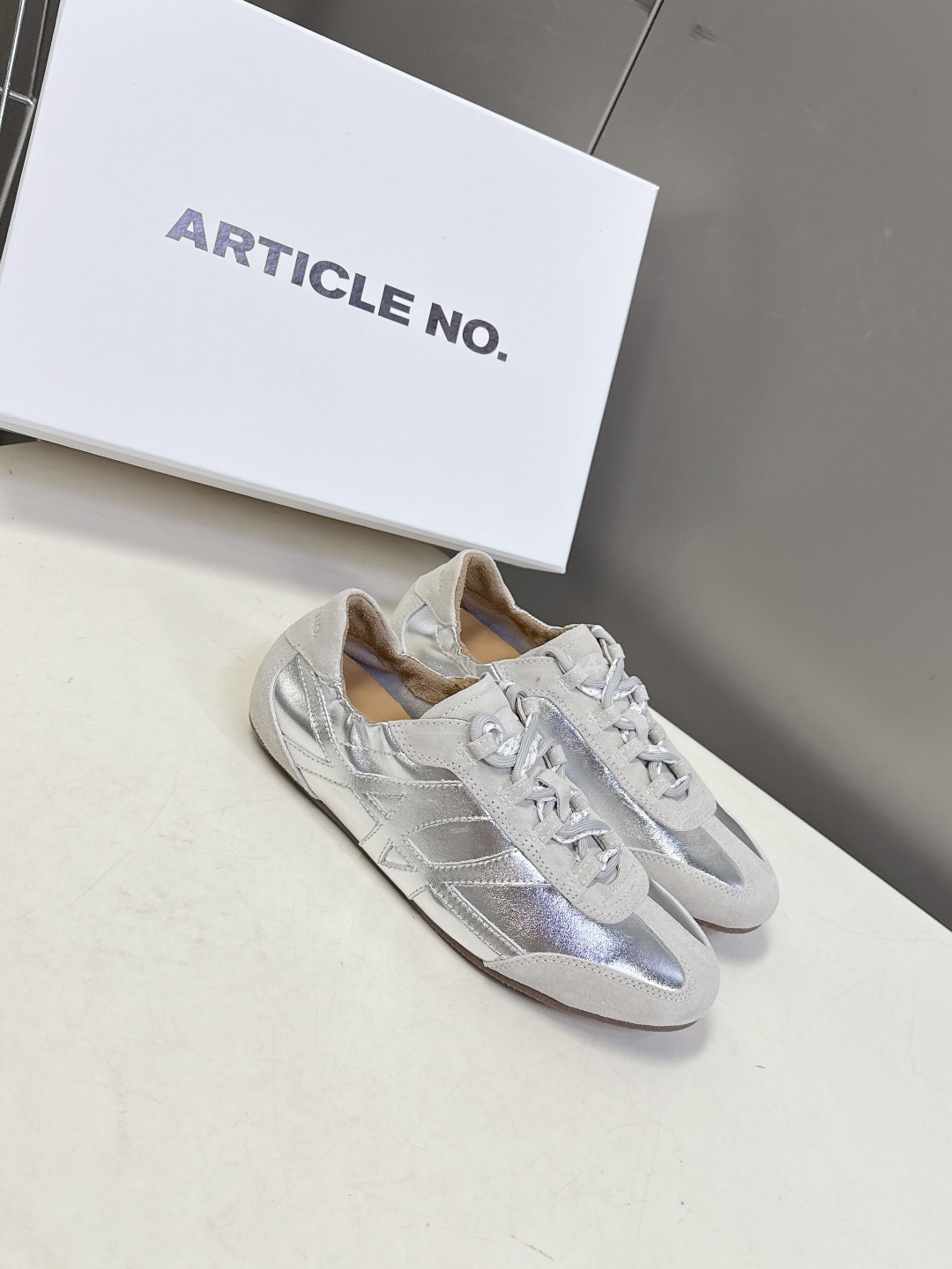 ARTICLE NO.2026春夏最新款休闲鞋 德训鞋 超多明星网红种草 给经典换种更轻盈的氛围 舒适薄