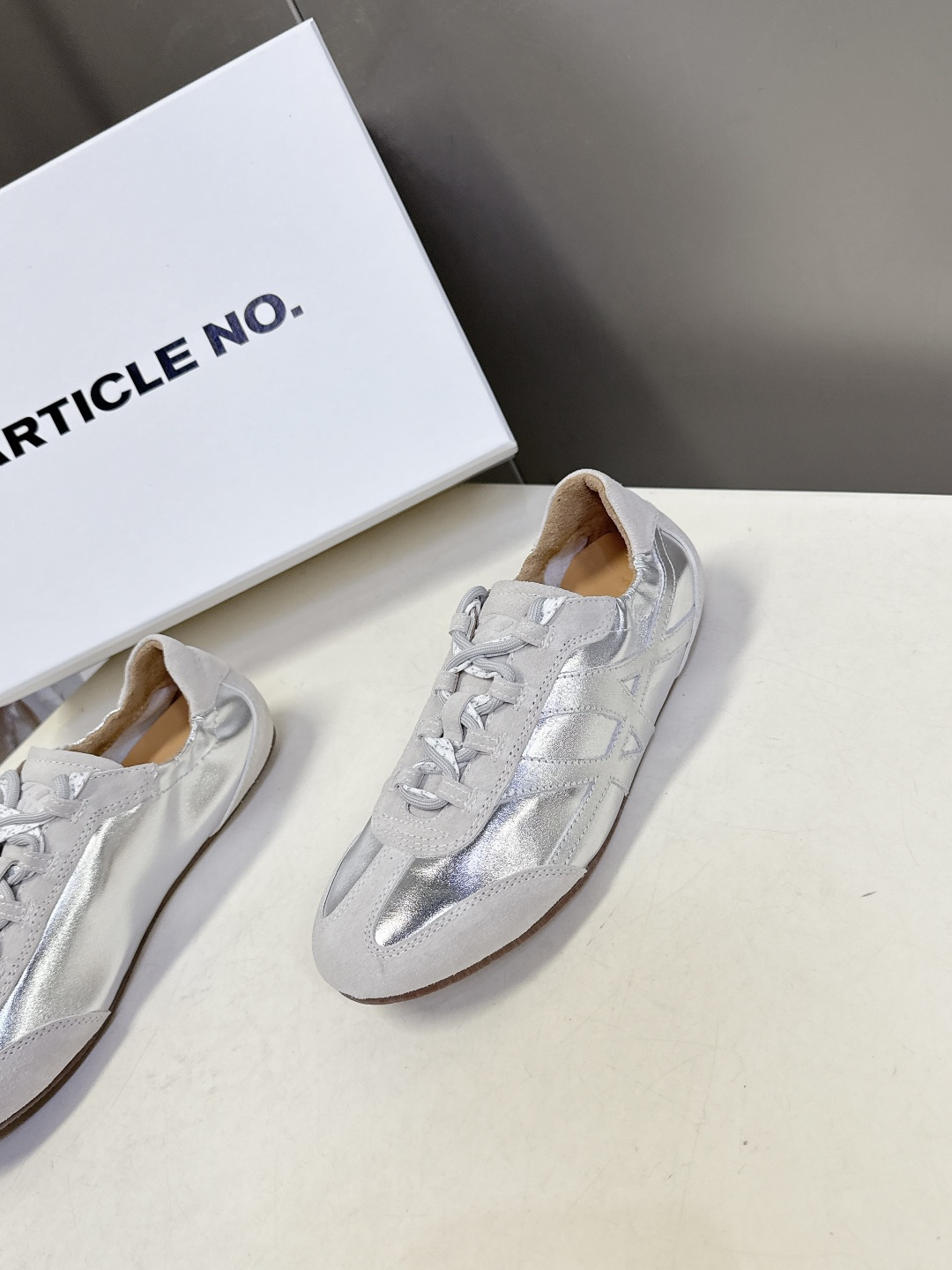 ARTICLE NO.2026春夏最新款休闲鞋 德训鞋 超多明星网红种草 给经典换种更轻盈的氛围 舒适薄