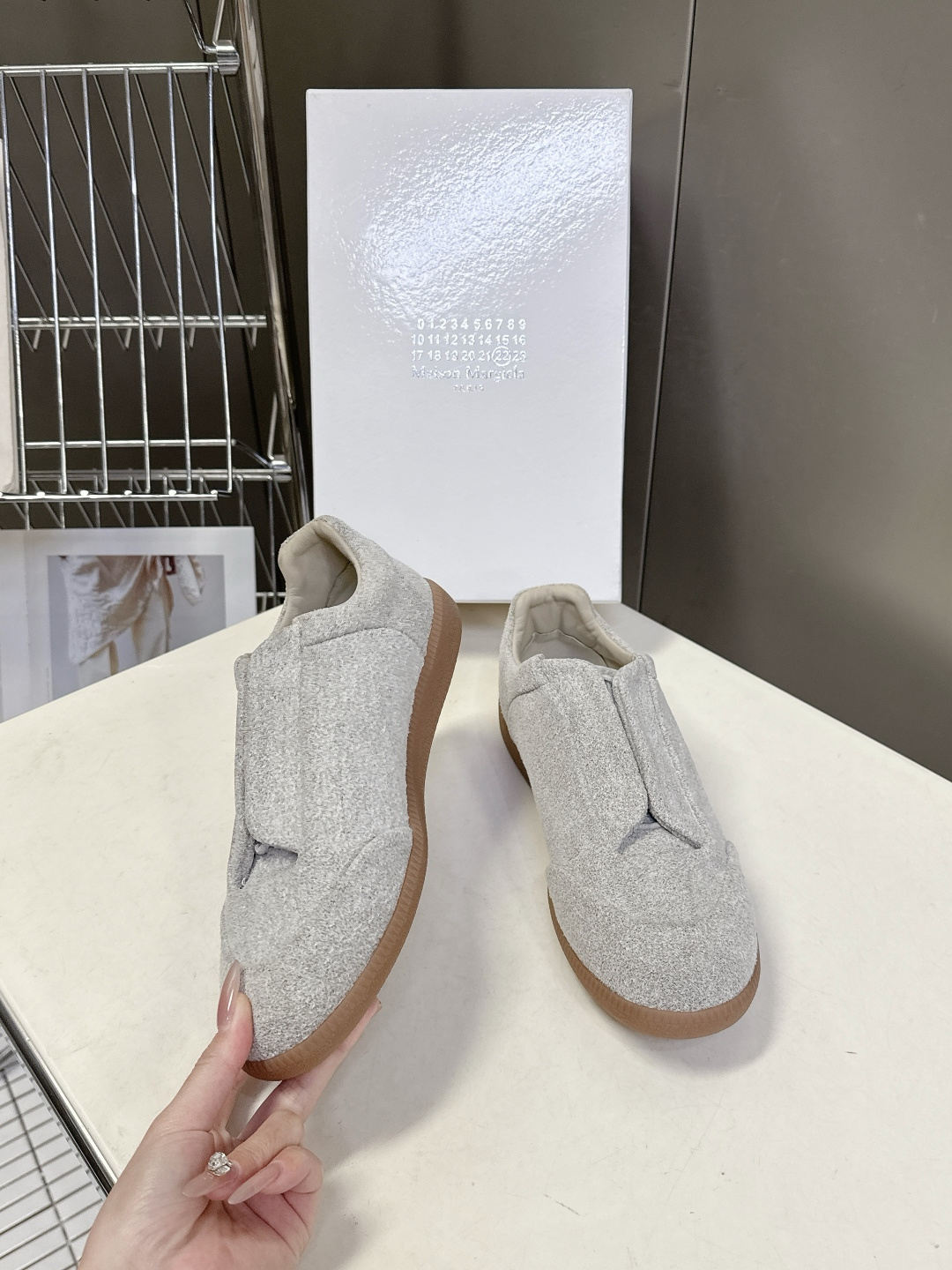 Martin Margiela马吉拉纯Future情侣款 运动鞋 还记得这双引领高端运动鞋潮流的Futu